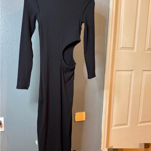 Chic Black Asymmetrical Dress - Picture 1 of 3